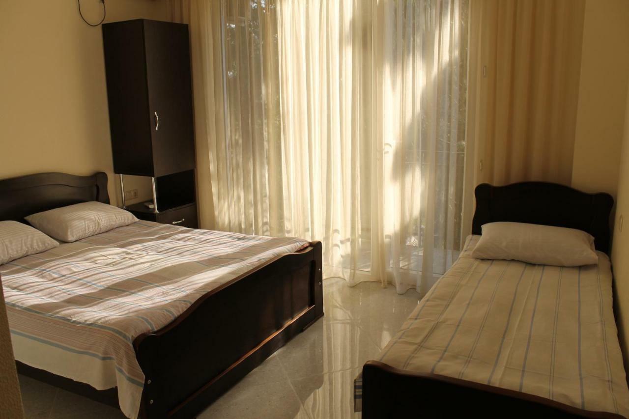 Kukaracha Hotel Ureki Ngoại thất bức ảnh