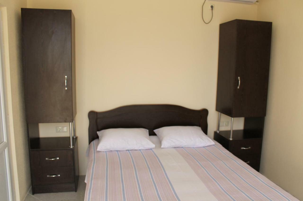 Kukaracha Hotel Ureki Ngoại thất bức ảnh